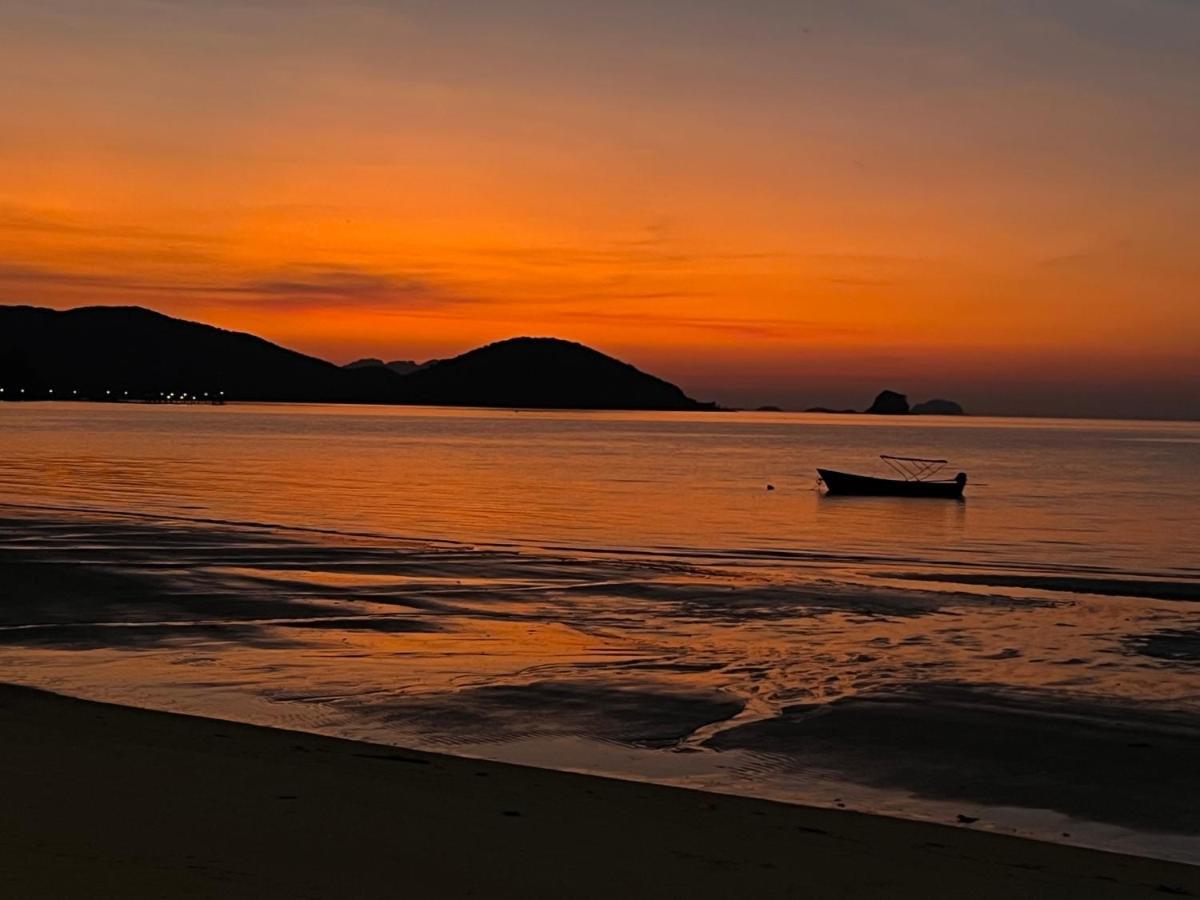 Twocans Resort Kohmak - Sha Koh Mak Exterior photo